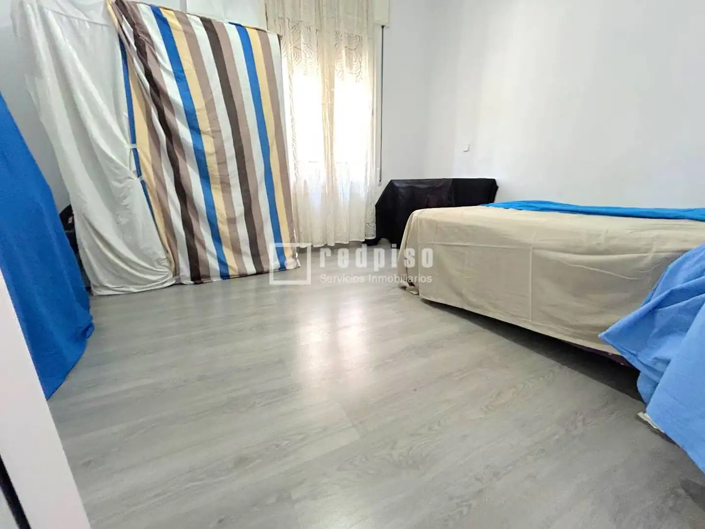 Habitación de Piso en venta en Madrid con Jardín privado