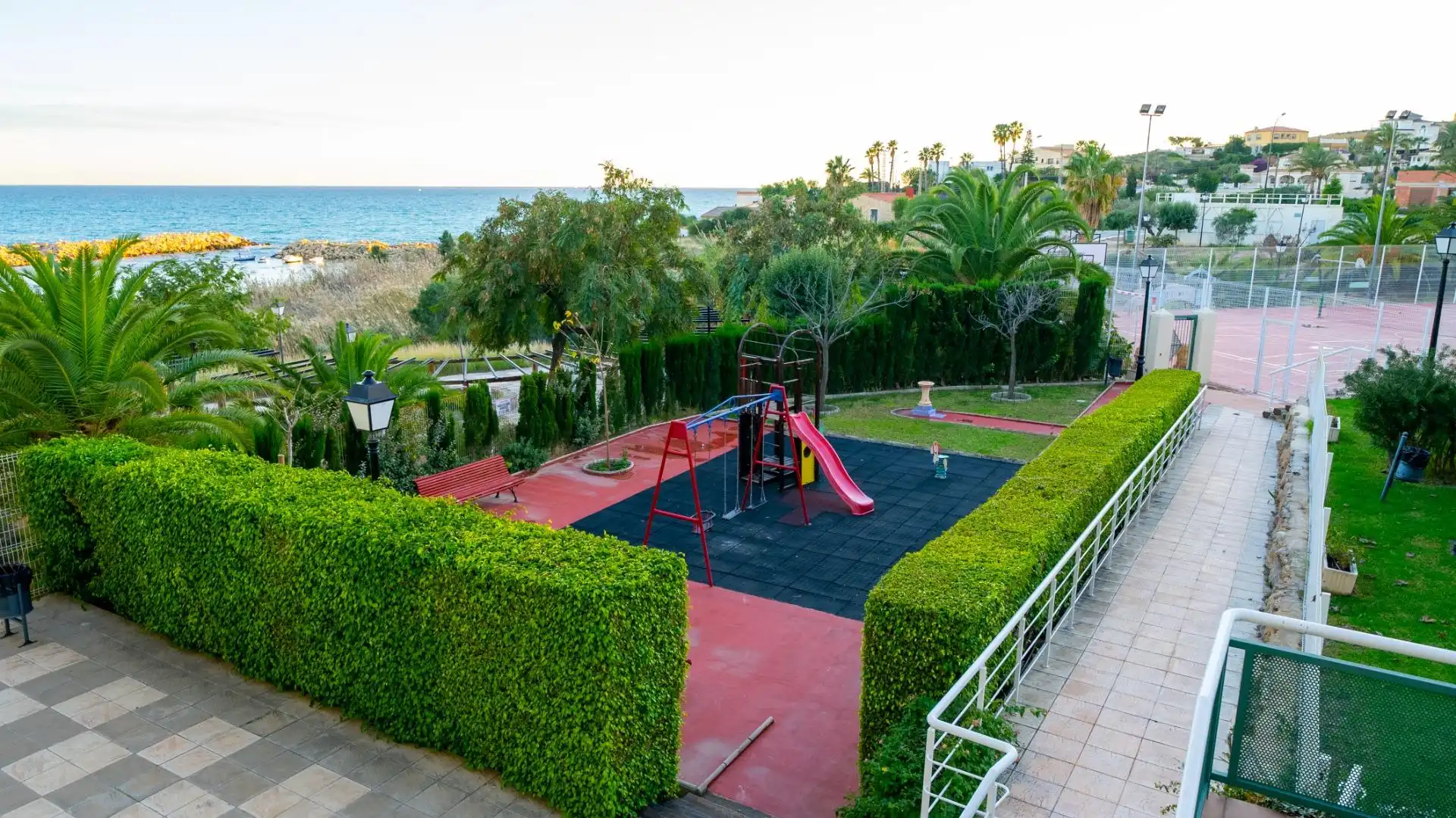Apartments for rent in Carrer d'Oriola, Pueblo Acantilado - Lanuza