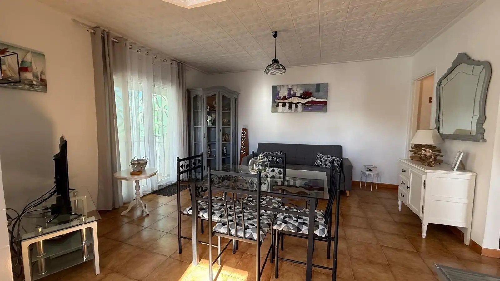 Sala de estar de Apartamento en venta en Empuriabrava con Aire acondicionado, Terraza y Amueblado