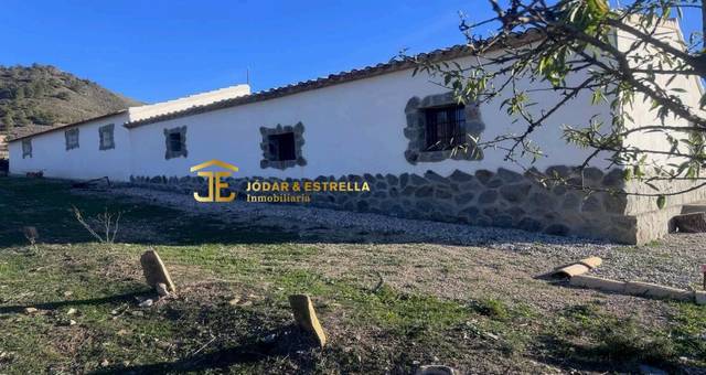 Casa-chalet en Venta en Carrasquilla