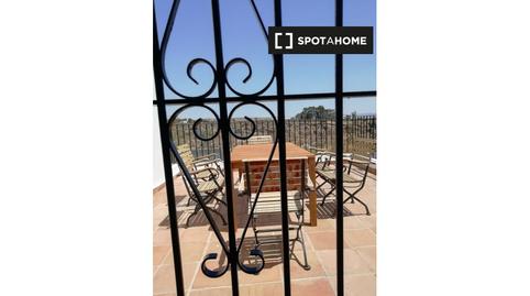 Foto 2 de Apartament per a compartir a Retamar, Almería