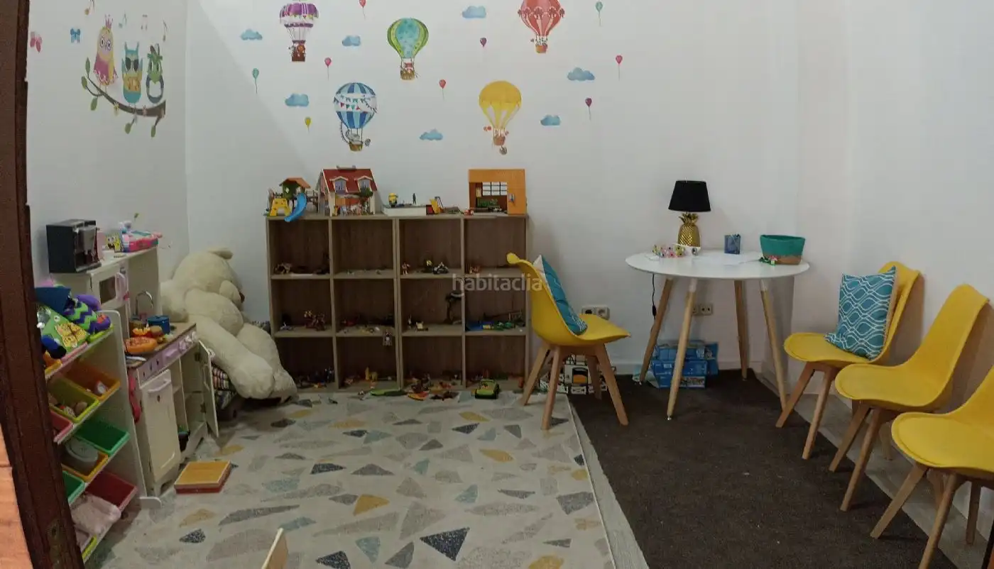 Local comercial en venta en Carrer de Sant Cristòfol 17, imagen 2