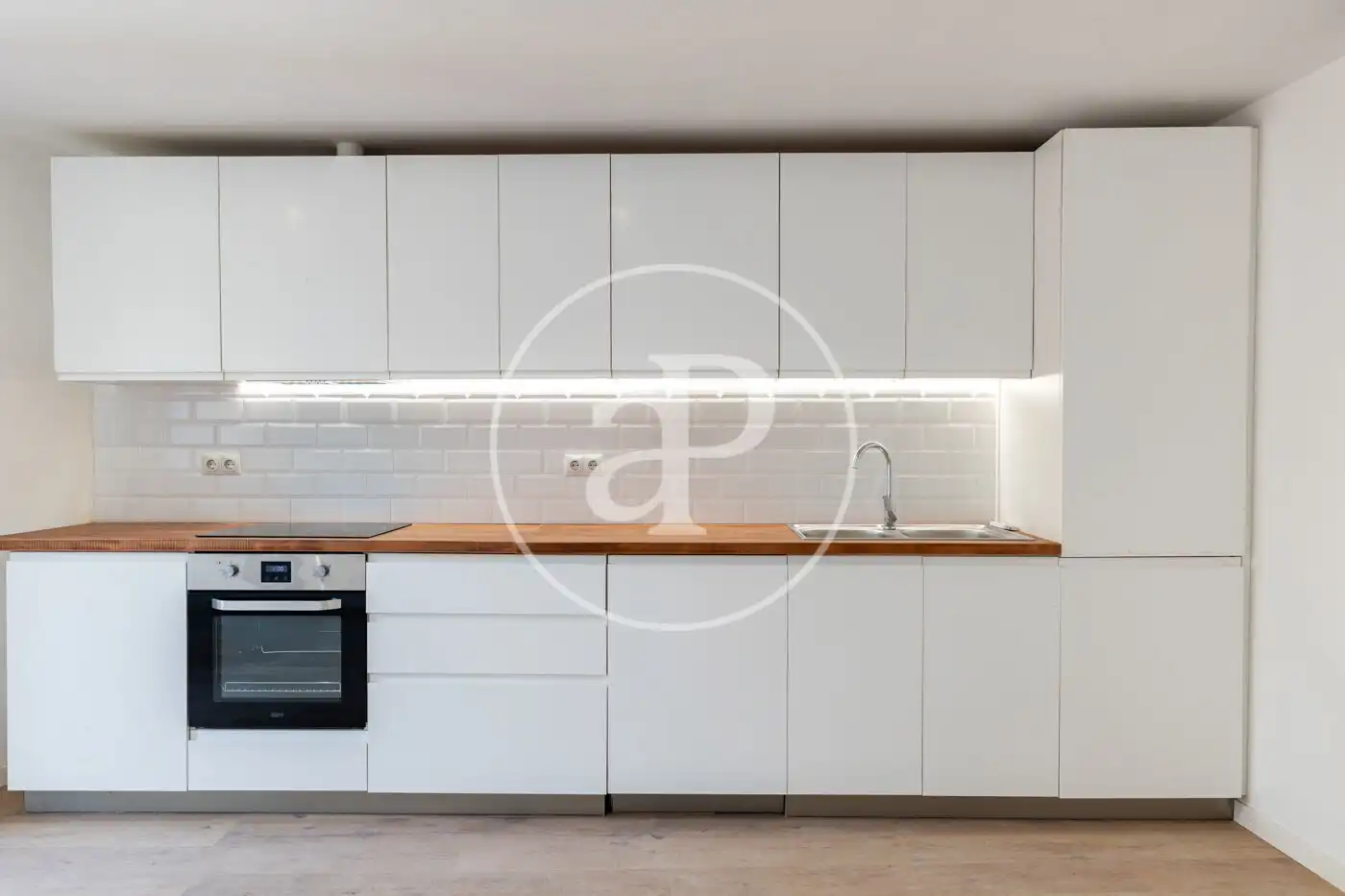 Cocina de Piso en venta en Barcelona con Aire acondicionado, Calefacción y Balcón