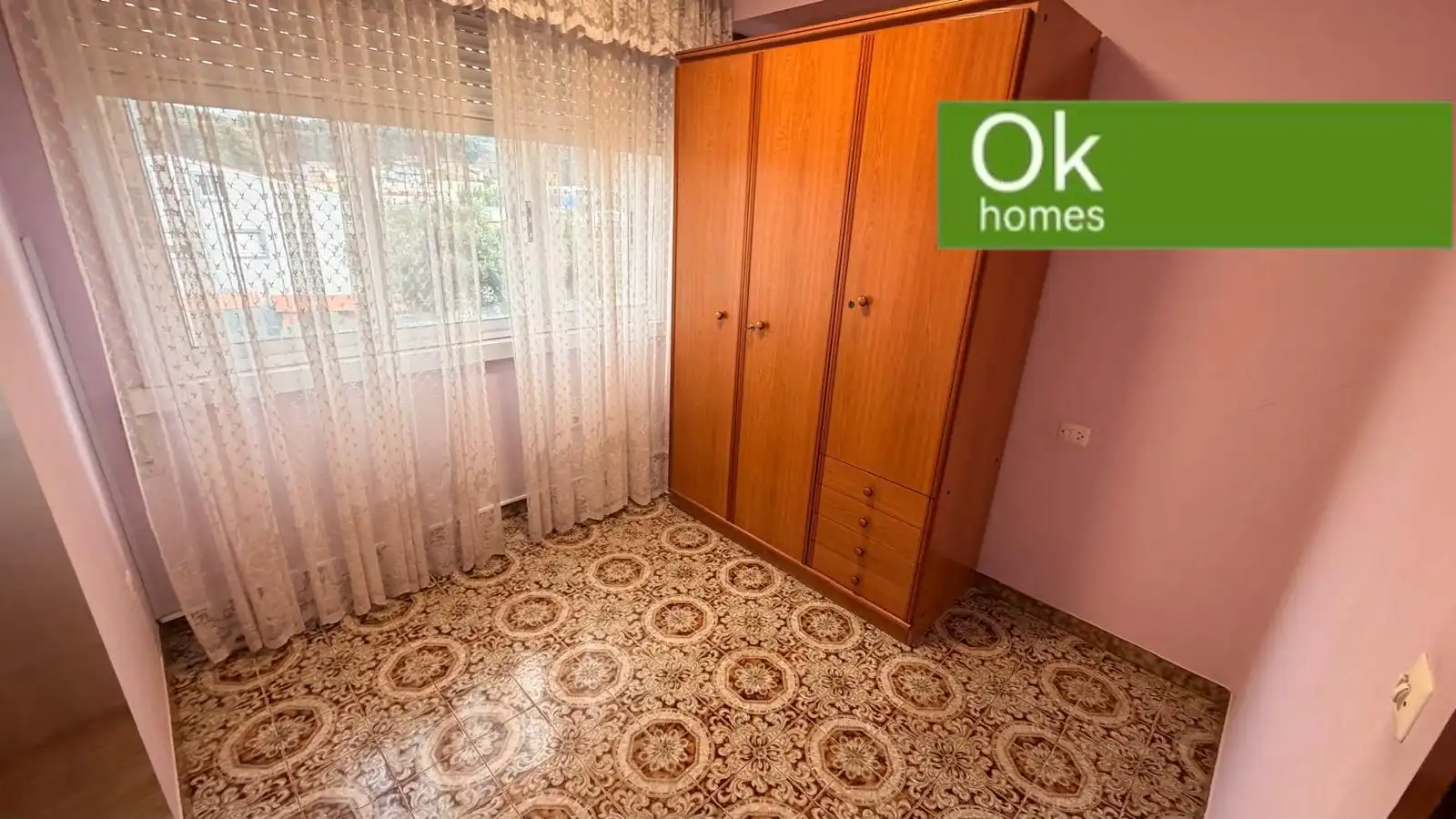 Bedroom of Flat for sale in Arteixo  with Furnished, Oven and Microwave