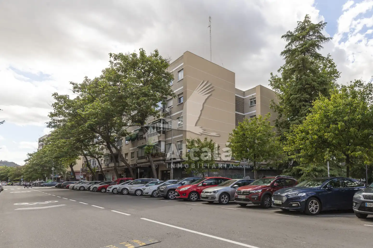 Außenansicht von Wohnung zum Verkauf in Alcalá de Henares mit Heizung und Terrasse