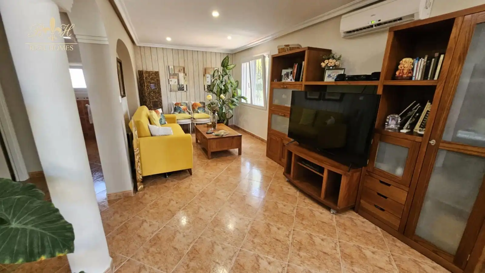 Sala de estar de Casa o chalet en venta en La Nucia con Piscina