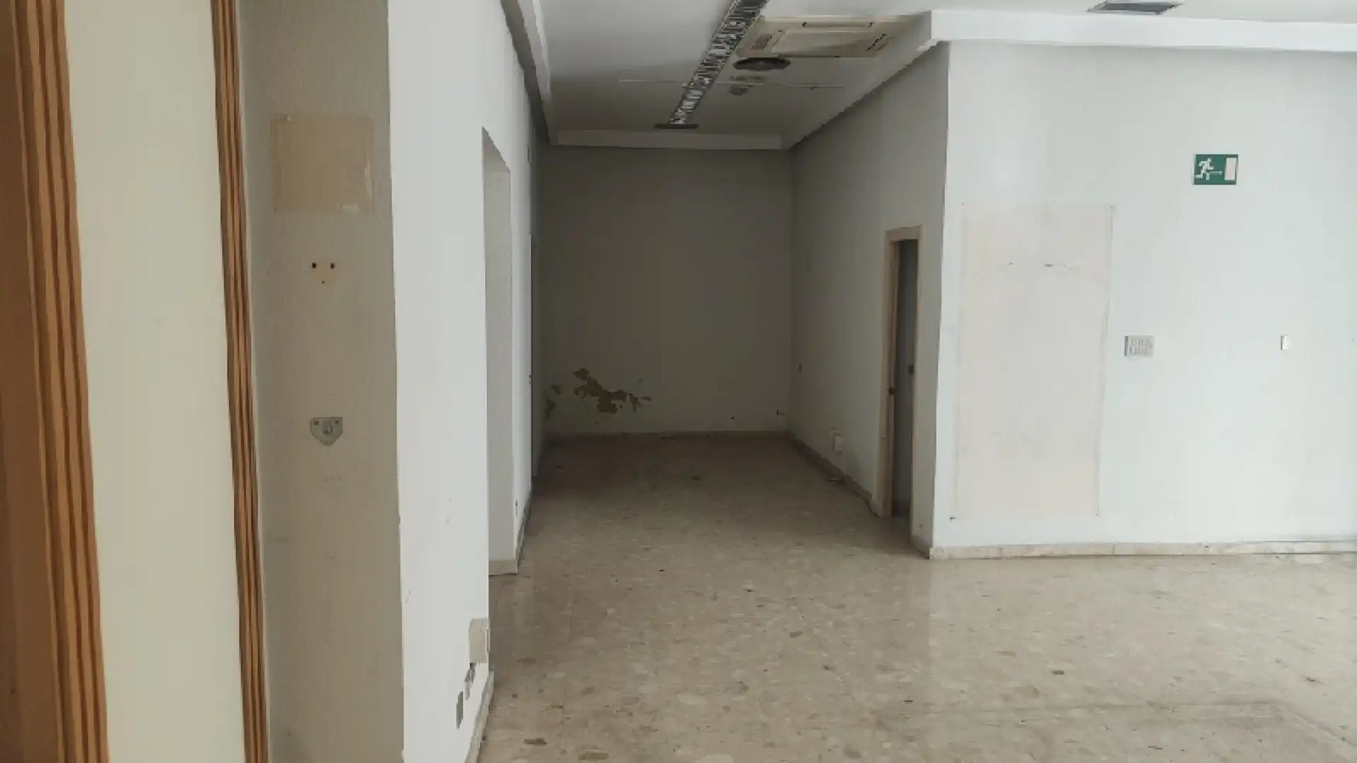 Commercial properties for rent in Aller