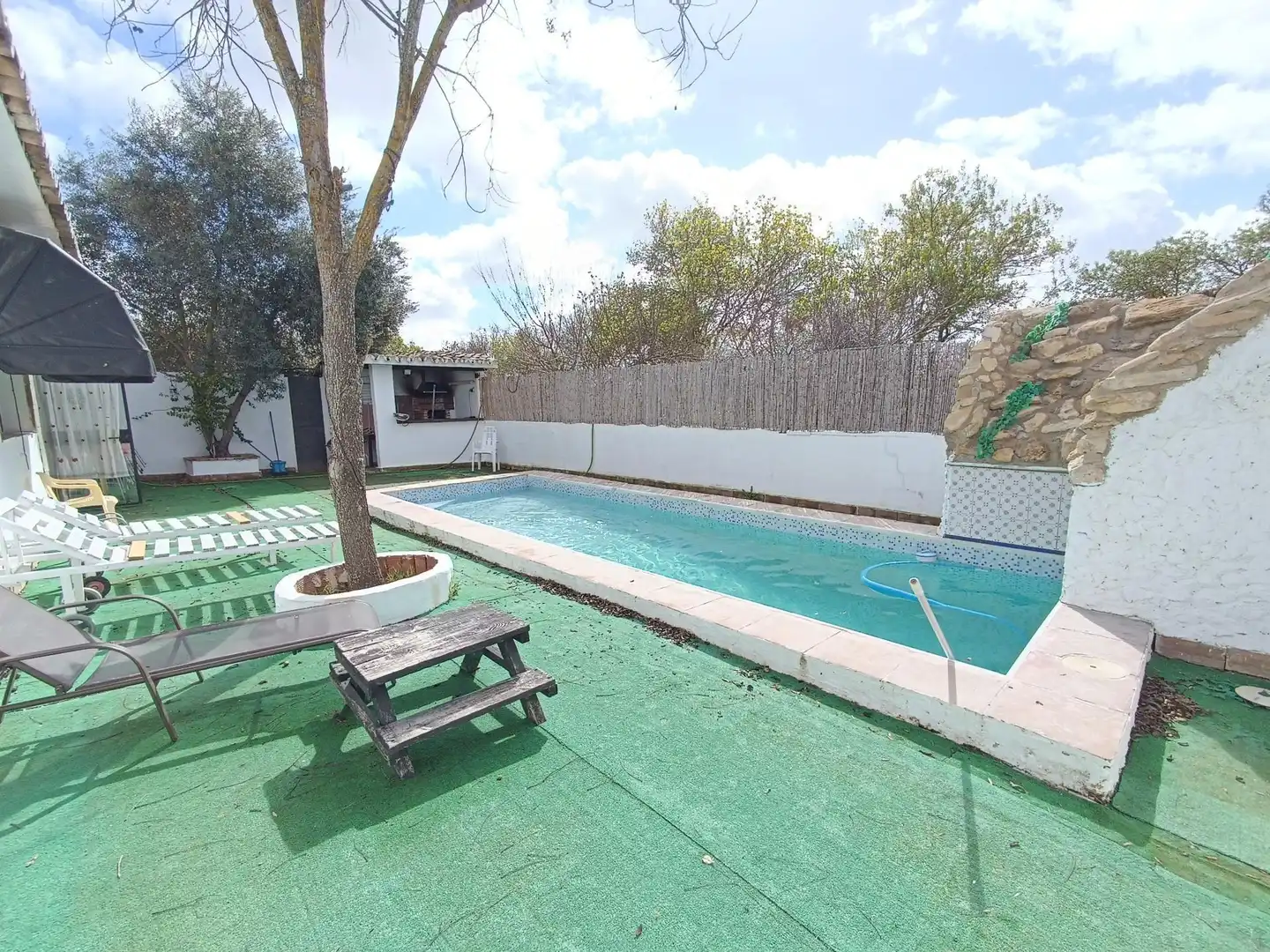 Casa rústica amb piscina en venda a Villamartín, imagen 2