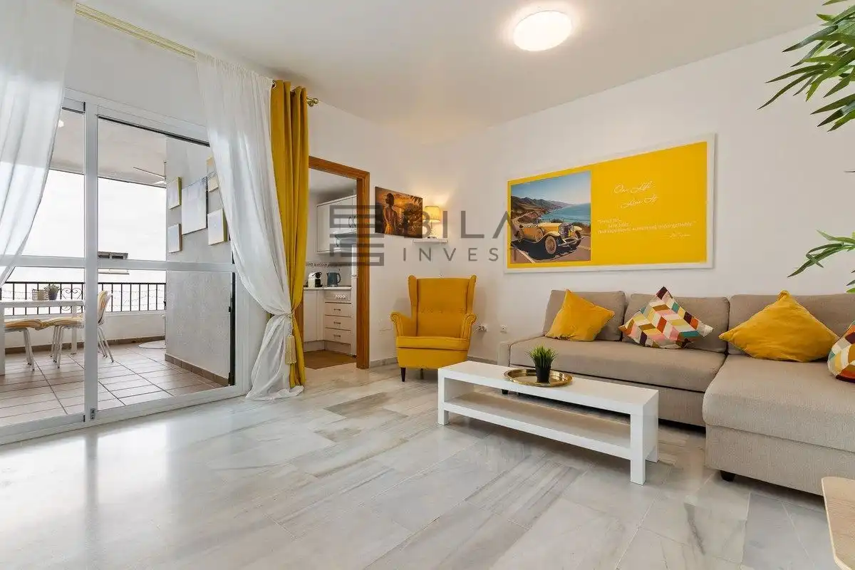Sala d'estar de Pis en venda en Riviera del Sol