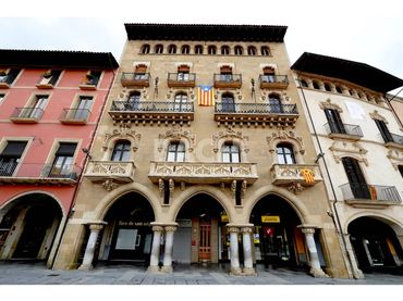 Pis amb balcó en venda a Plaza Mayor
