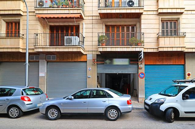 Local comercial en Venta en Carrer del Roser en L'Olivera