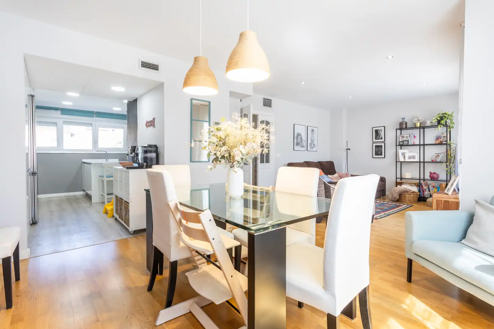 Dining room of Houses for sale in Villanueva de la Cañada  with Air Conditioner, Heating and Private garden