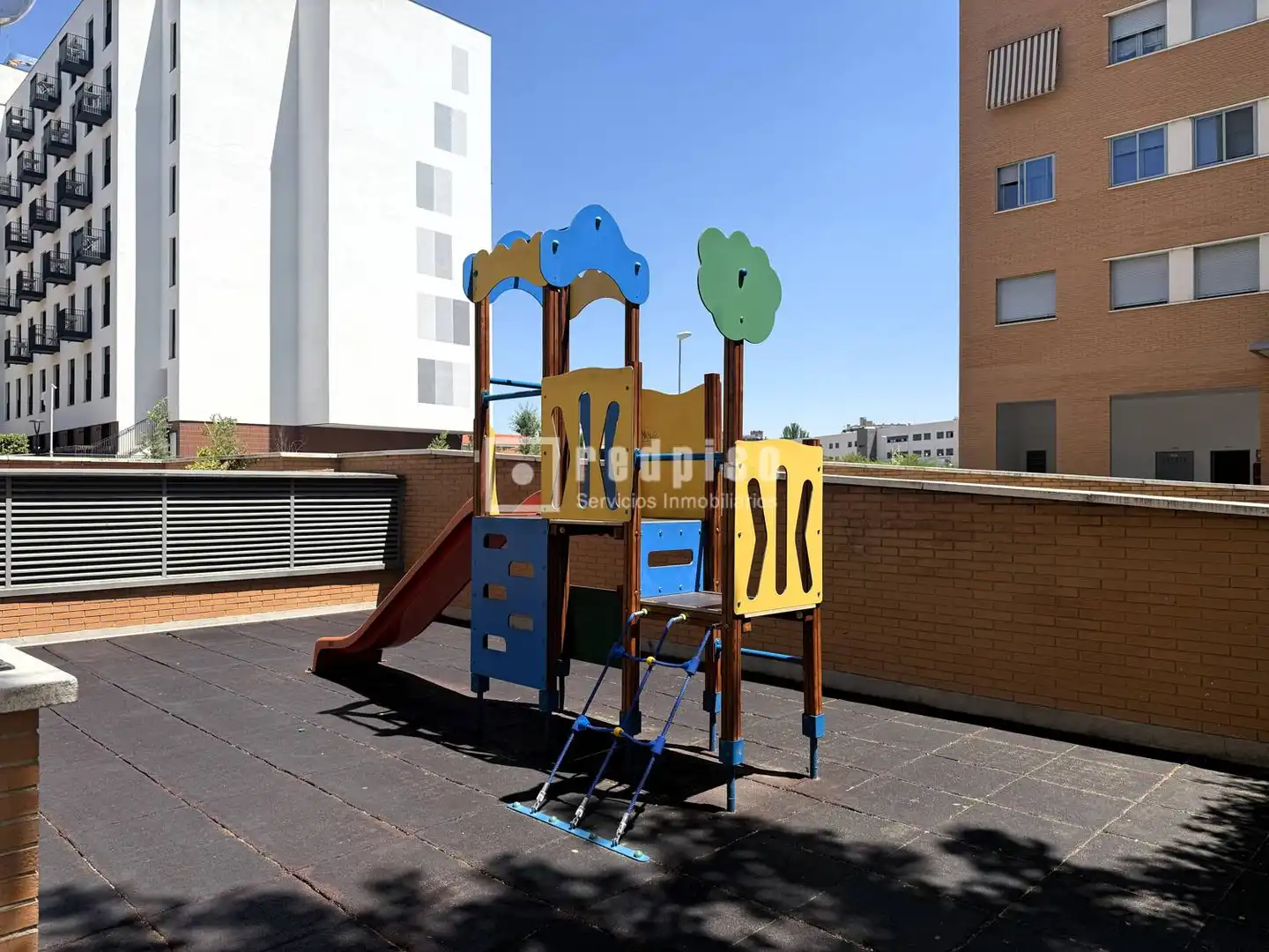 Exterior view of Flat for sale in Madrid  with Heating, Private garden and Parquet flooring