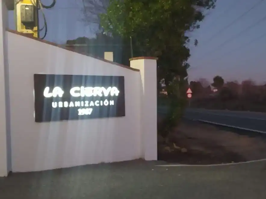 Vista exterior de Piso en venta en Carmona con Aire acondicionado, Jardín privado y Parquet