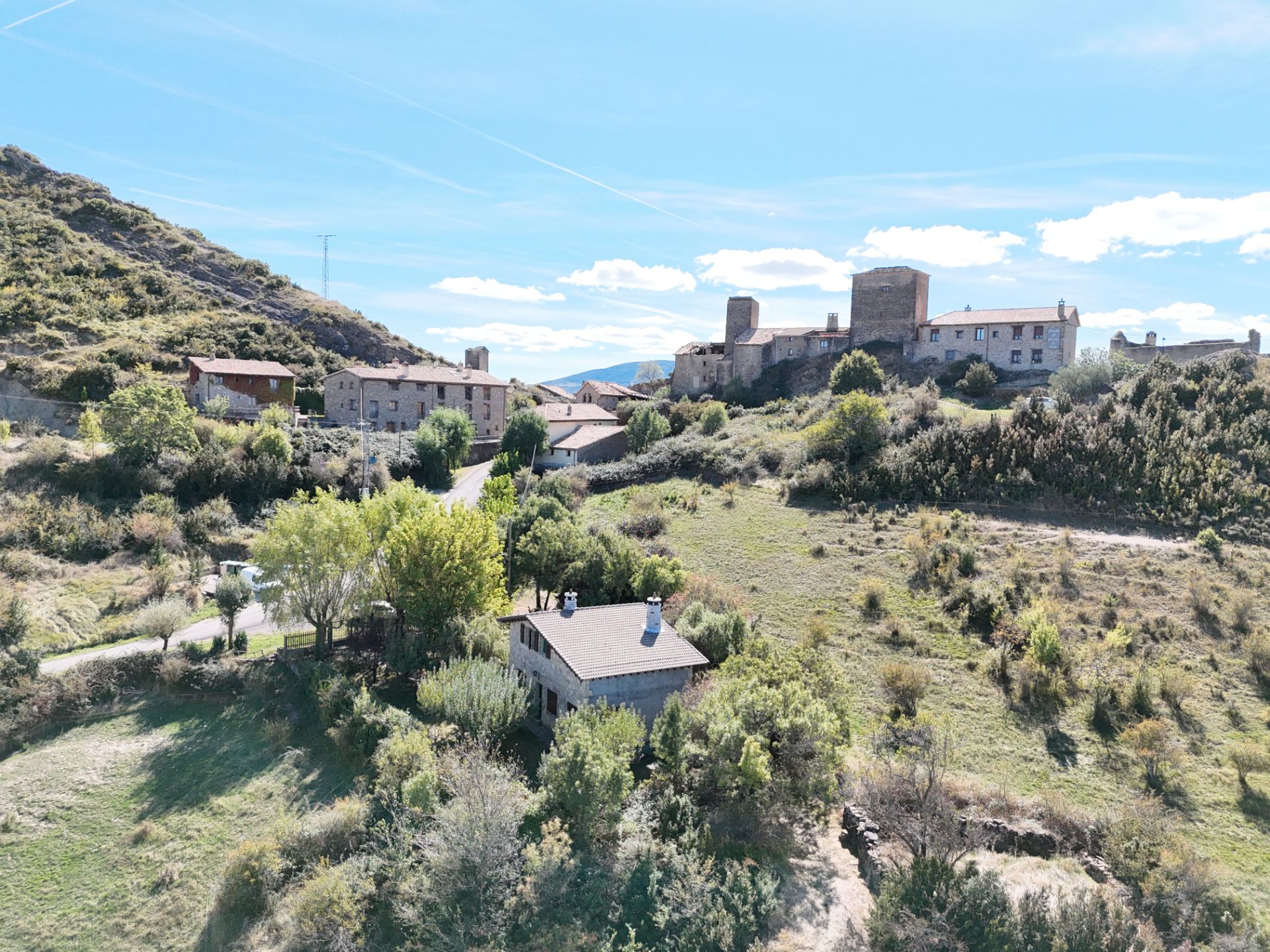 Vista exterior de Casa o xalet en venda en Bailo amb Calefacció, Jardí privat i Terrassa