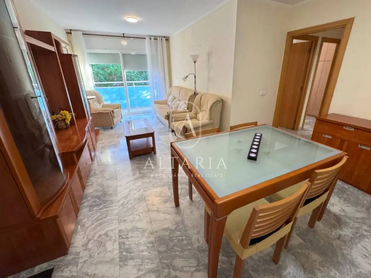 Vista exterior de Piso en venta en Malgrat de Mar con Calefacción, Terraza y Alarma