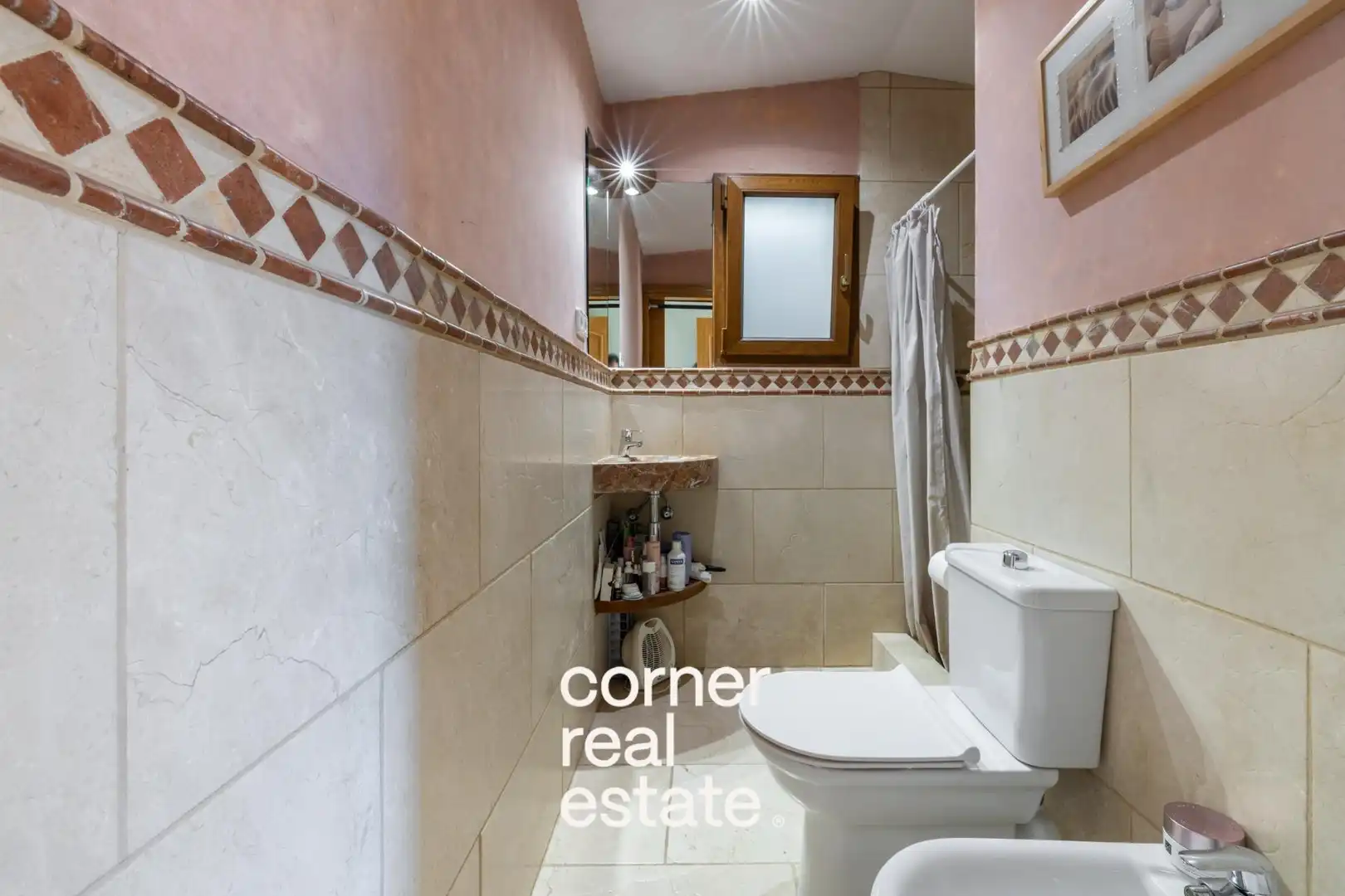 Baño de Casa o chalet en venta en Molins de Rei con Aire acondicionado, Calefacción y Jardín privado