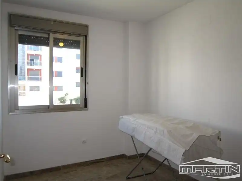 Habitación de Piso de alquiler en Lucena con Aire acondicionado, Terraza y Trastero