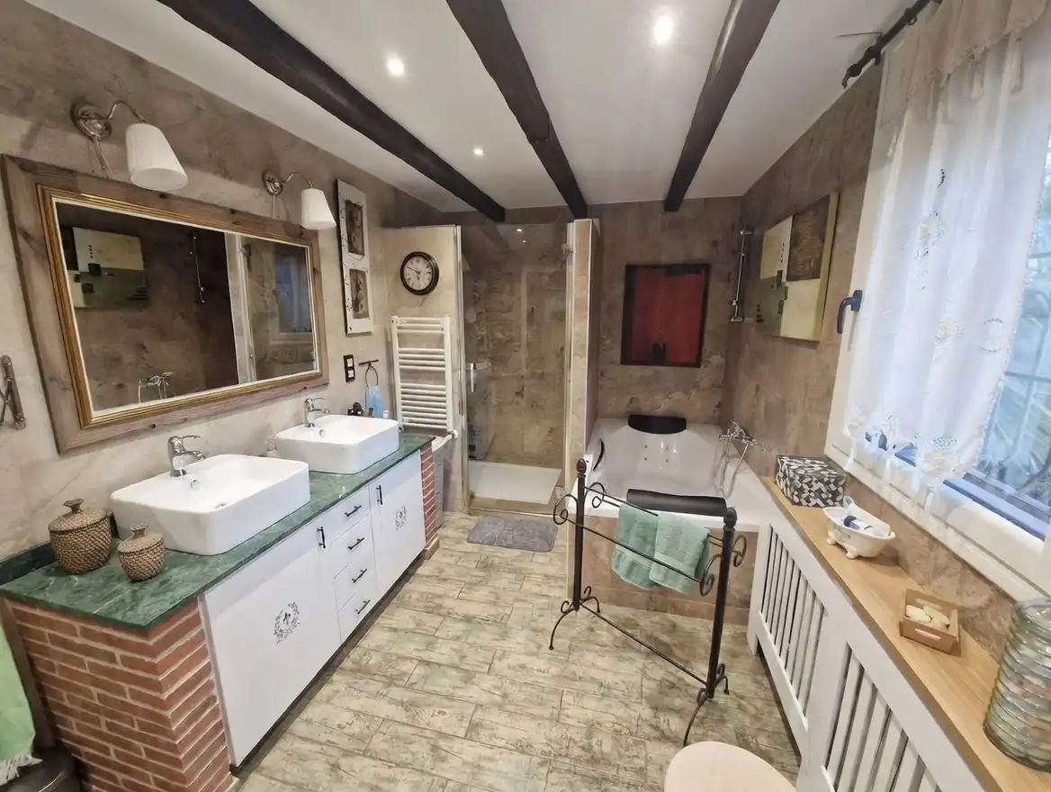 Casa con terraza en venta en Carrer dels Avellaners, imagen 20