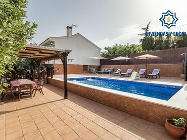 Xalet amb piscina en venda a Aljomahima - Ermita