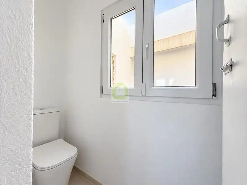 Bany de Pis en venda en Salobreña