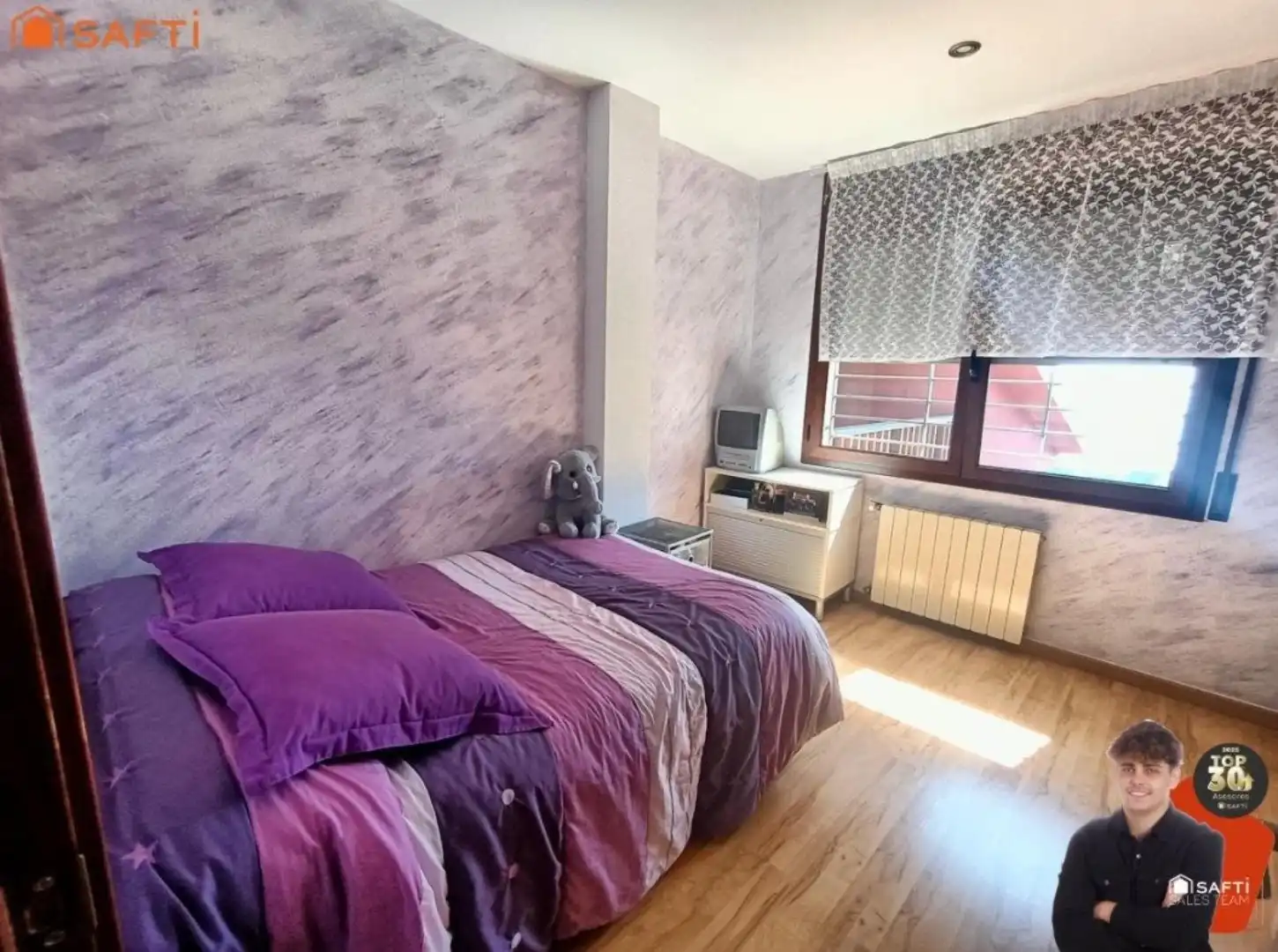 Bedroom of Houses for sale in Mataró  with Air Conditioner, Terrace and Balcony