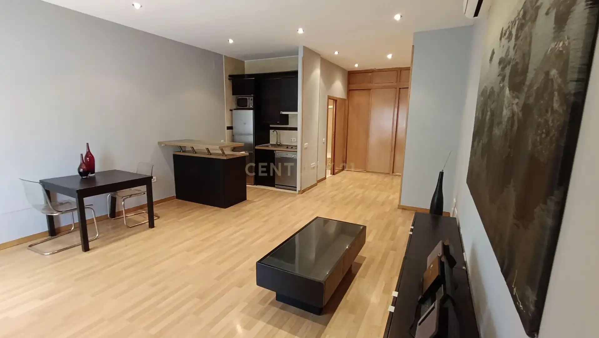 Wohnzimmer von Wohnung zum Verkauf in Madrid mit Klimaanlage, Ofen und Mikrowelle