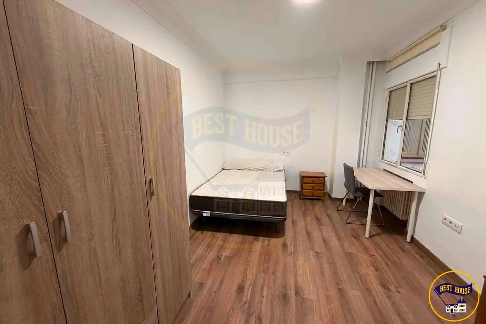 Habitación de Piso de alquiler en Cuenca con Calefacción y Amueblado