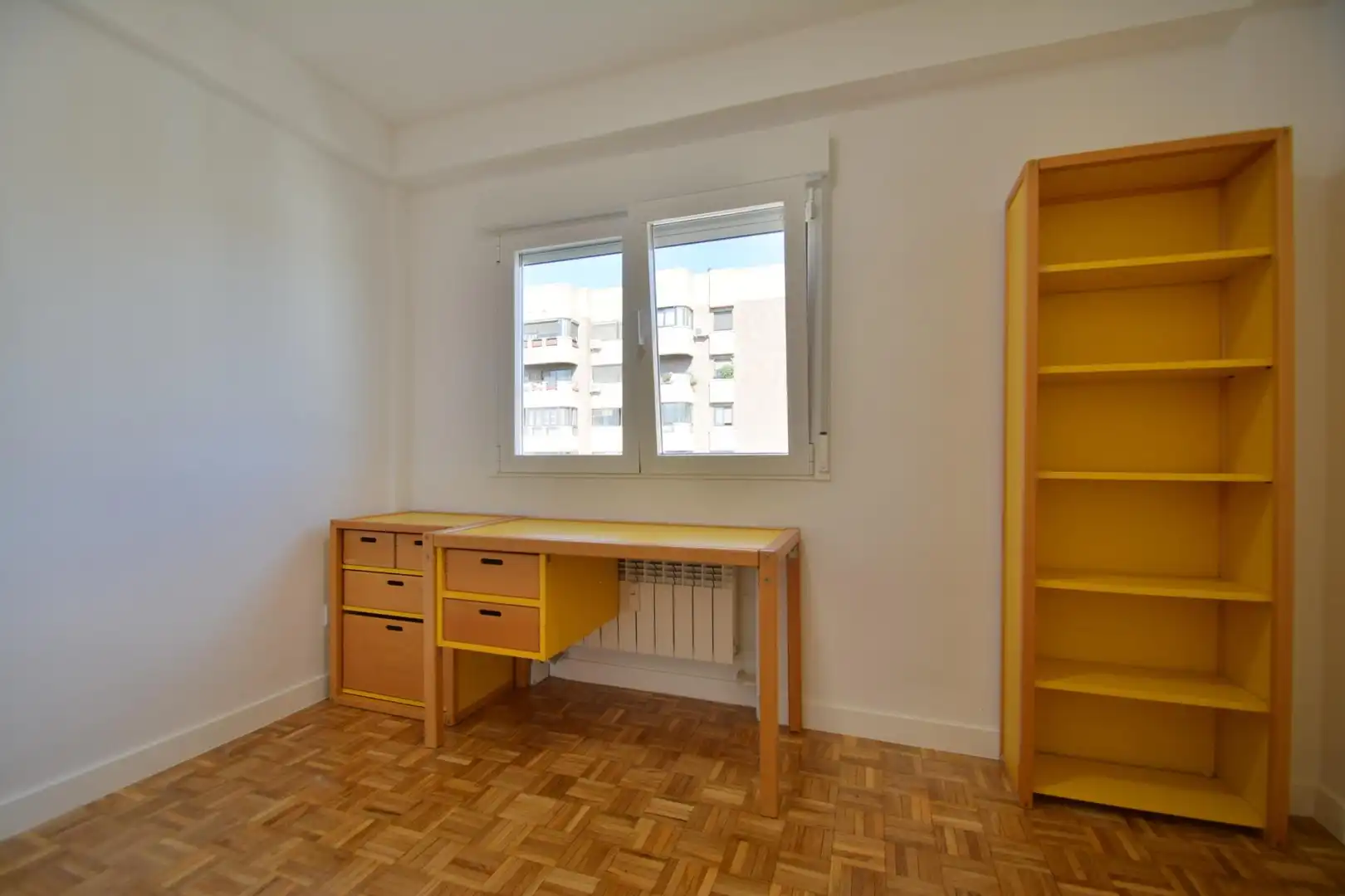 Schlafzimmer von Wohnung zur Miete in Fuencarral - El Pardo