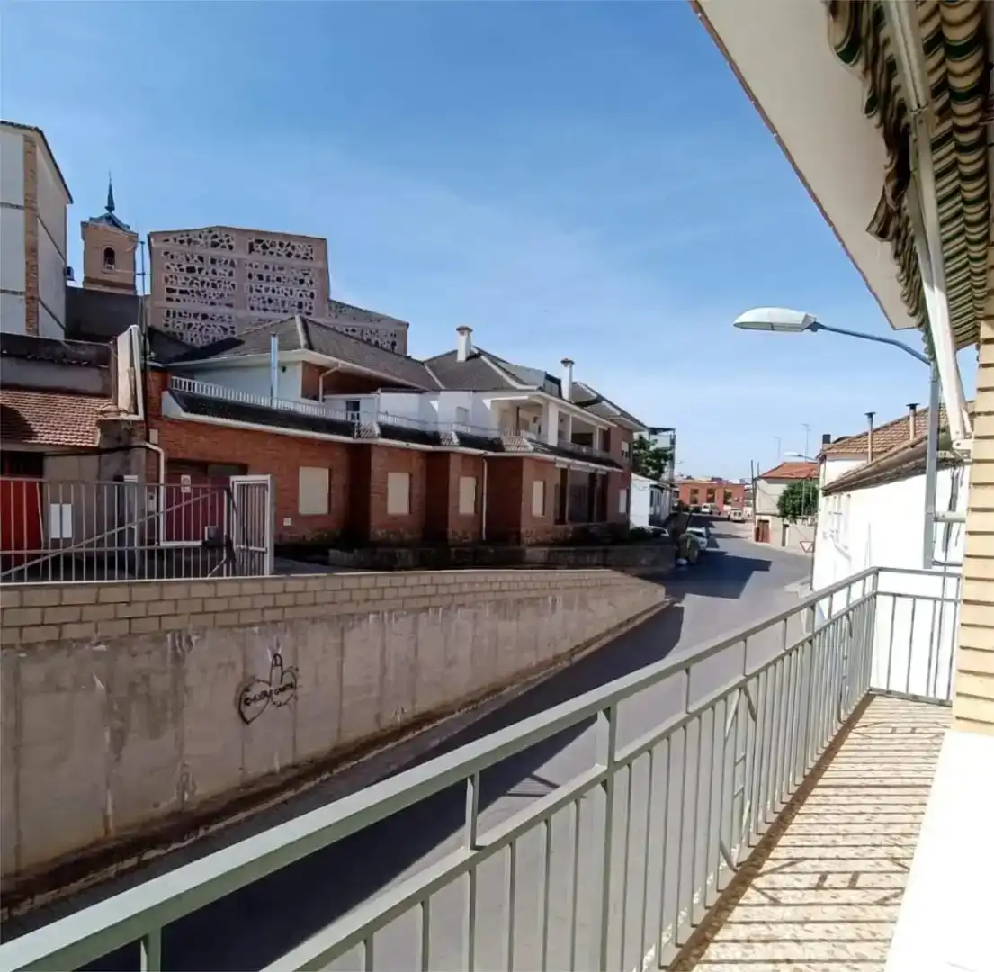Vista exterior de Casa o chalet en venta en Urda con Balcón