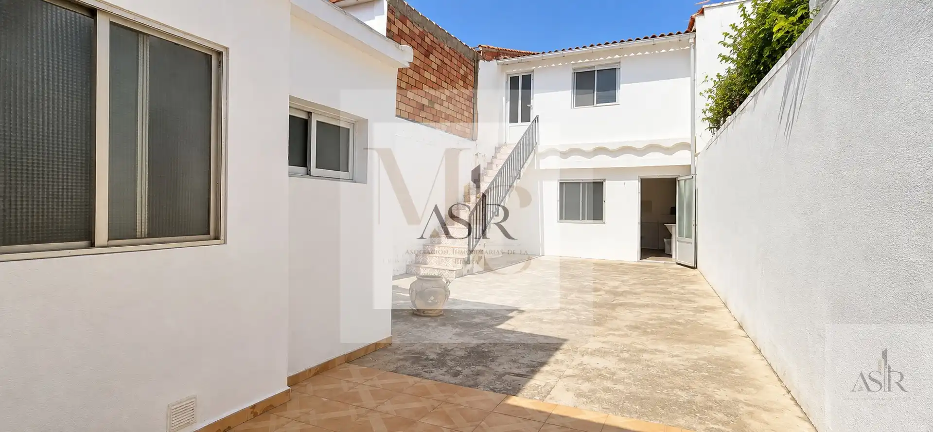Vista exterior de Casa o xalet en venda en Benifaió amb Terrassa i Traster