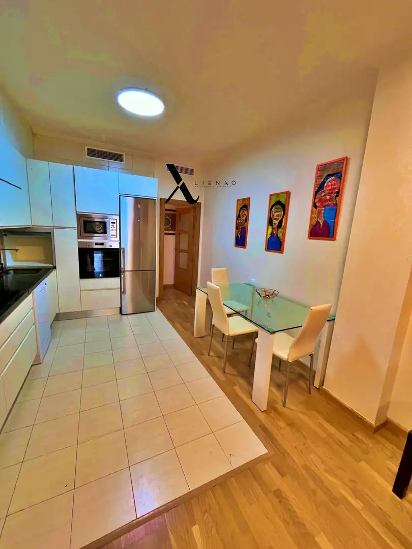 Appartement compact avec ascenseur à vendre à Plaza Plaza Colón