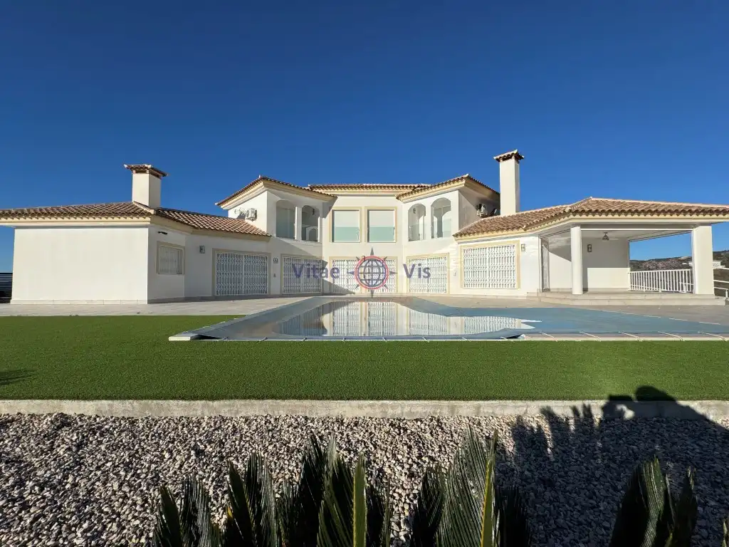 Vista exterior de Casa o chalet en venta en Lorca con Terraza, Piscina y Internet