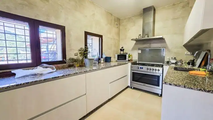 Cocina de Casa o chalet en venta en Castril con Calefacción, Jardín privado y Parquet