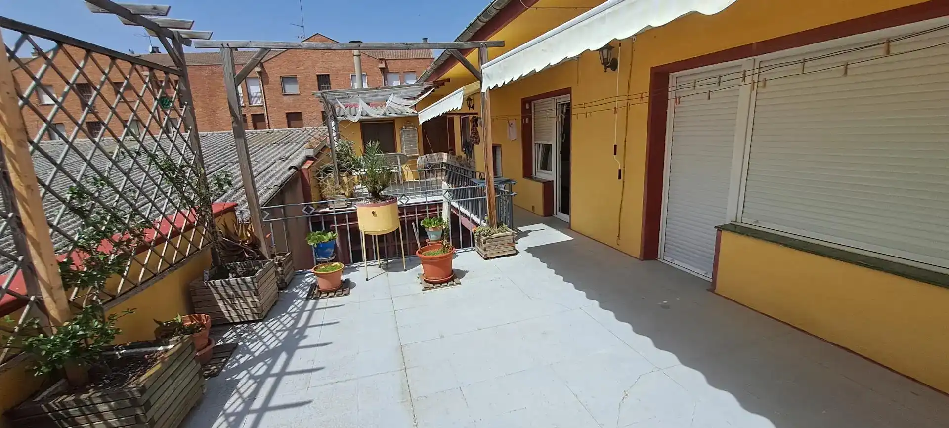 Terrassa de Casa adosada en venda en Lodosa amb Traster, Moblat i Balcó