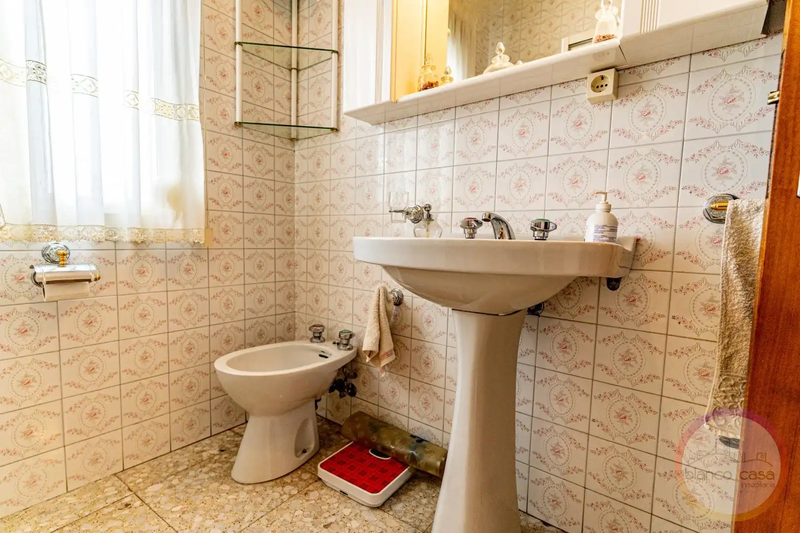 Bathroom of Flat for sale in Carballo  with Heating, Terrace and Storage room