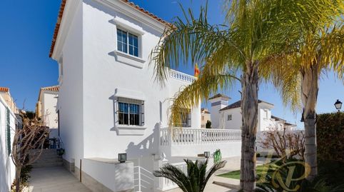 Foto 3 de Casa o chalet en venta en Calle Pirineos-filipinas, Villamartín - Las Filipinas, Orihuela