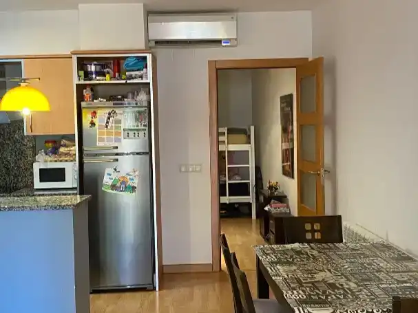 Cuina de Pis en venda en Bescanó amb Aire condicionat