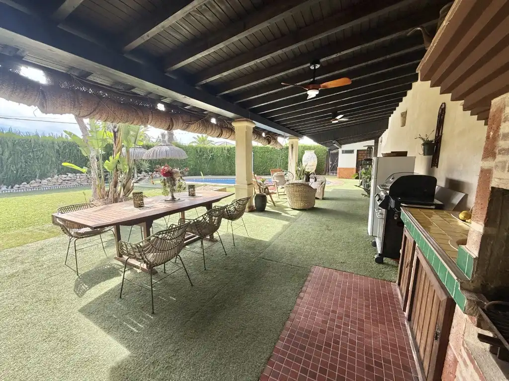 Terraza de Casa o chalet en venta en Carmona con Aire acondicionado y Amueblado