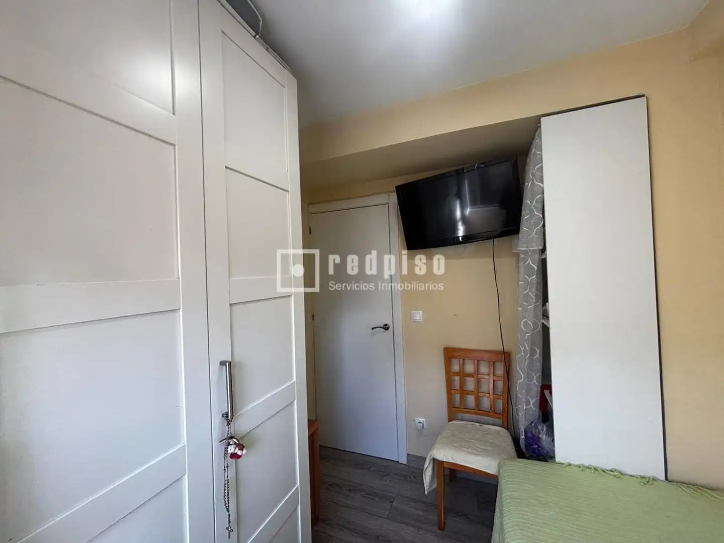 Habitación de Piso en venta en Madrid con Calefacción y Terraza