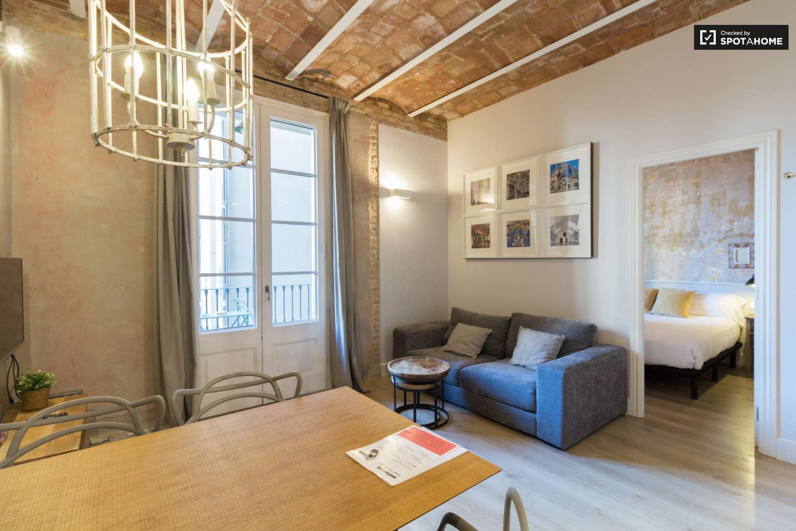 Apartment to share in La Nova Esquerra de l'Eixample