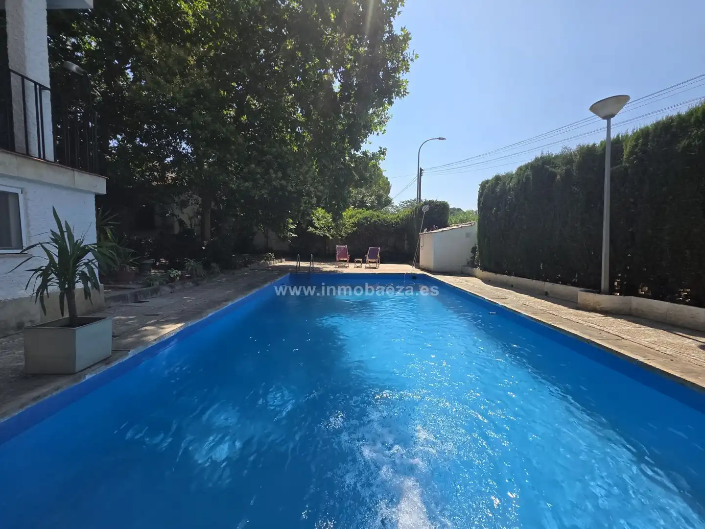 Swimming pool of Houses for sale in Baeza  with Terrace, Storage room and Balcony