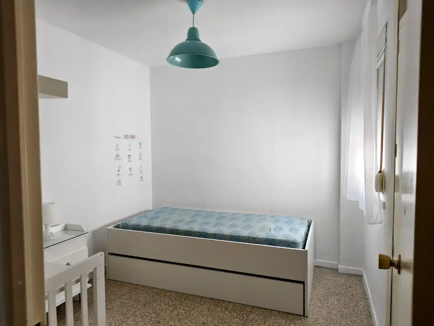 Bedroom of Flat for rent in Mérida  with Air Conditioner, Washing machine and Microwave