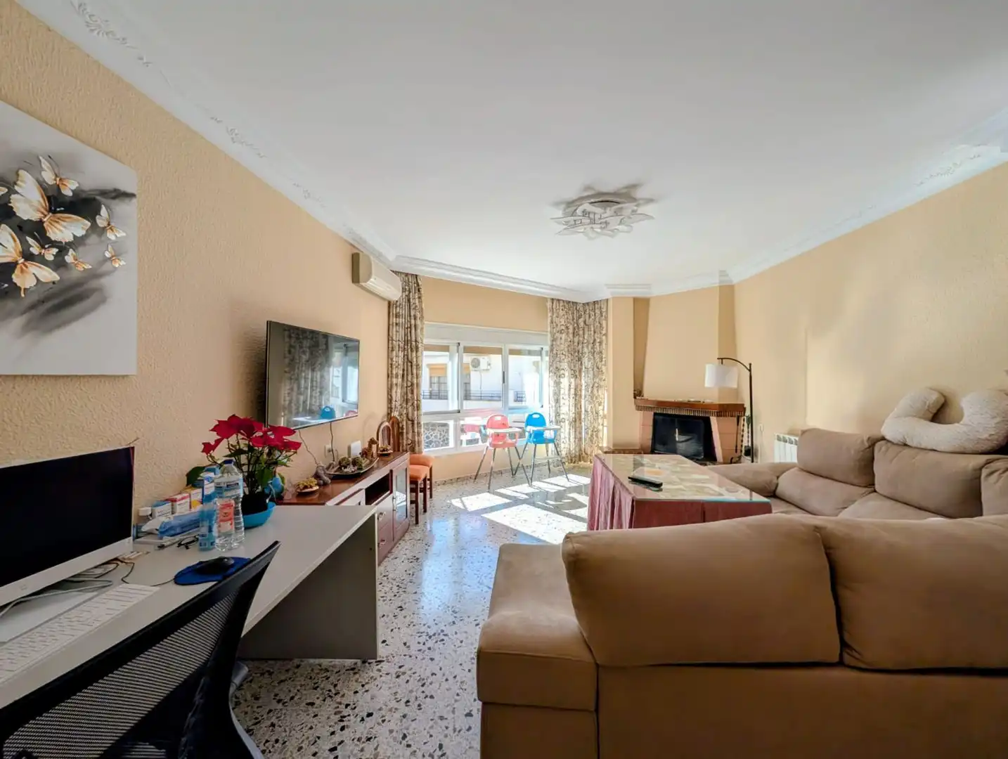 Casa amb terrassa en venda a Loja
