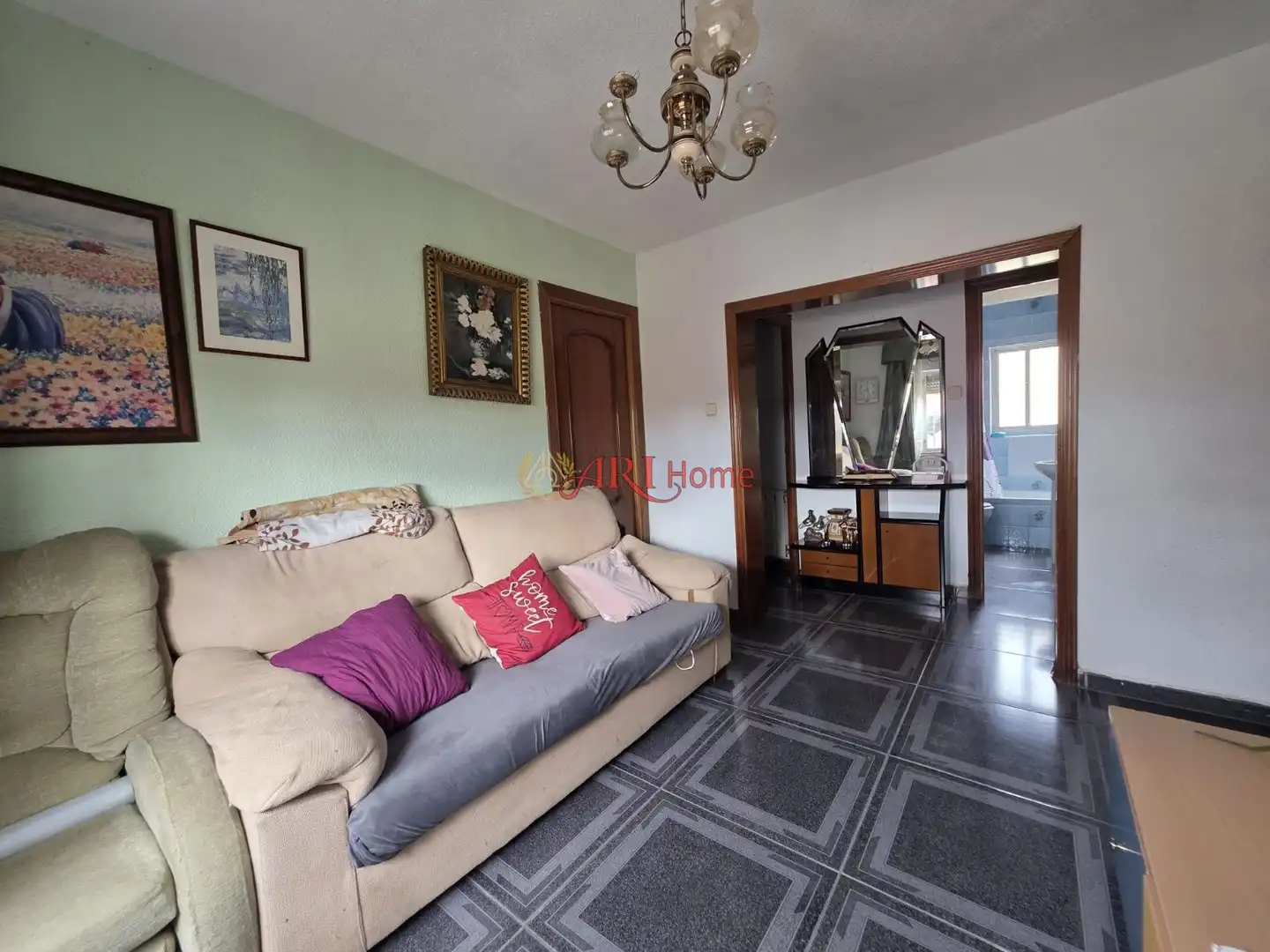 Living room of Flat for sale in  Madrid Capital  with Heating