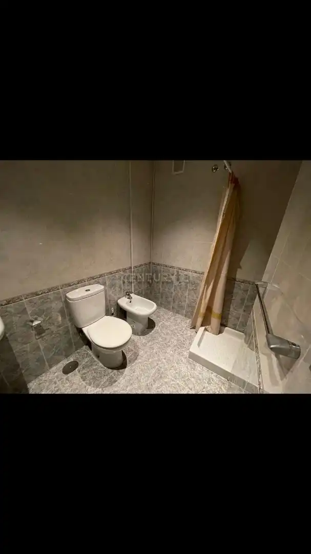 Badezimmer von Wohnungen zum Verkauf in O Carballiño   mit Abstellraum und Balkon