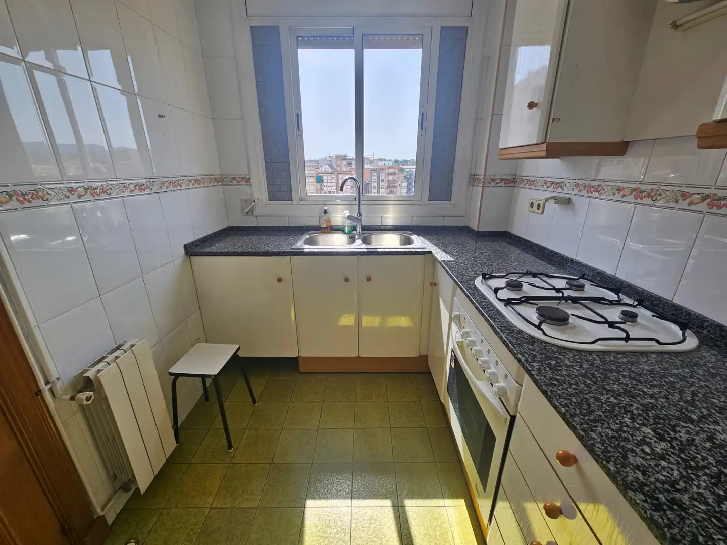 Cuina de Pis en venda en Sabadell amb Aire condicionat, Calefacció i Forn