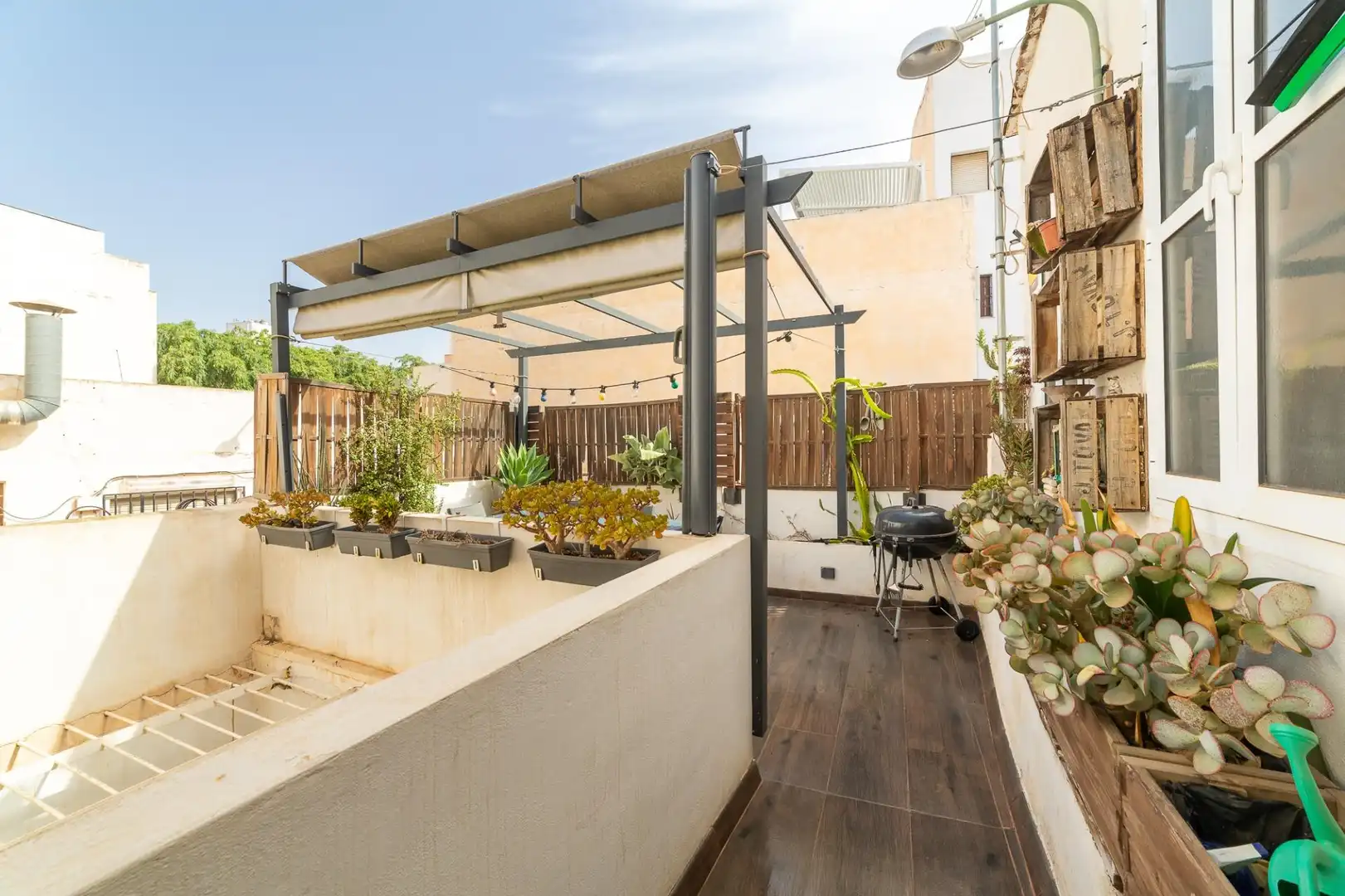 Terrasse von Maisonette zum Verkauf in Almería mit Klimaanlage, Terrasse und Abstellraum