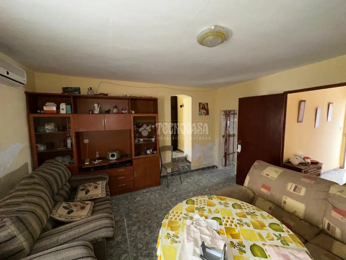 Houses for sale in Espeluy  with Air Conditioner and Heating