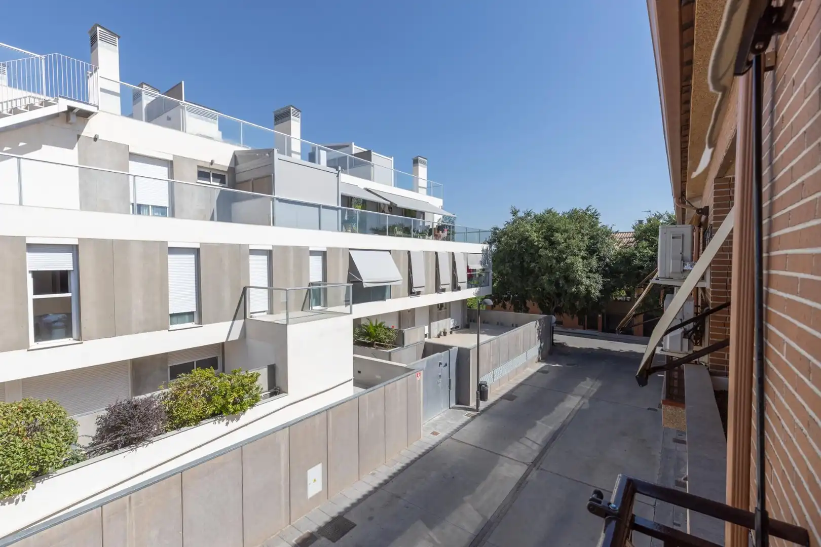 Vista exterior de Casa adosada en venda en Armilla amb Calefacció